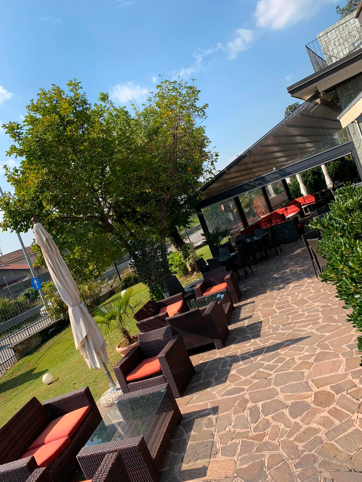 Aspesi Cafe premium interior shot