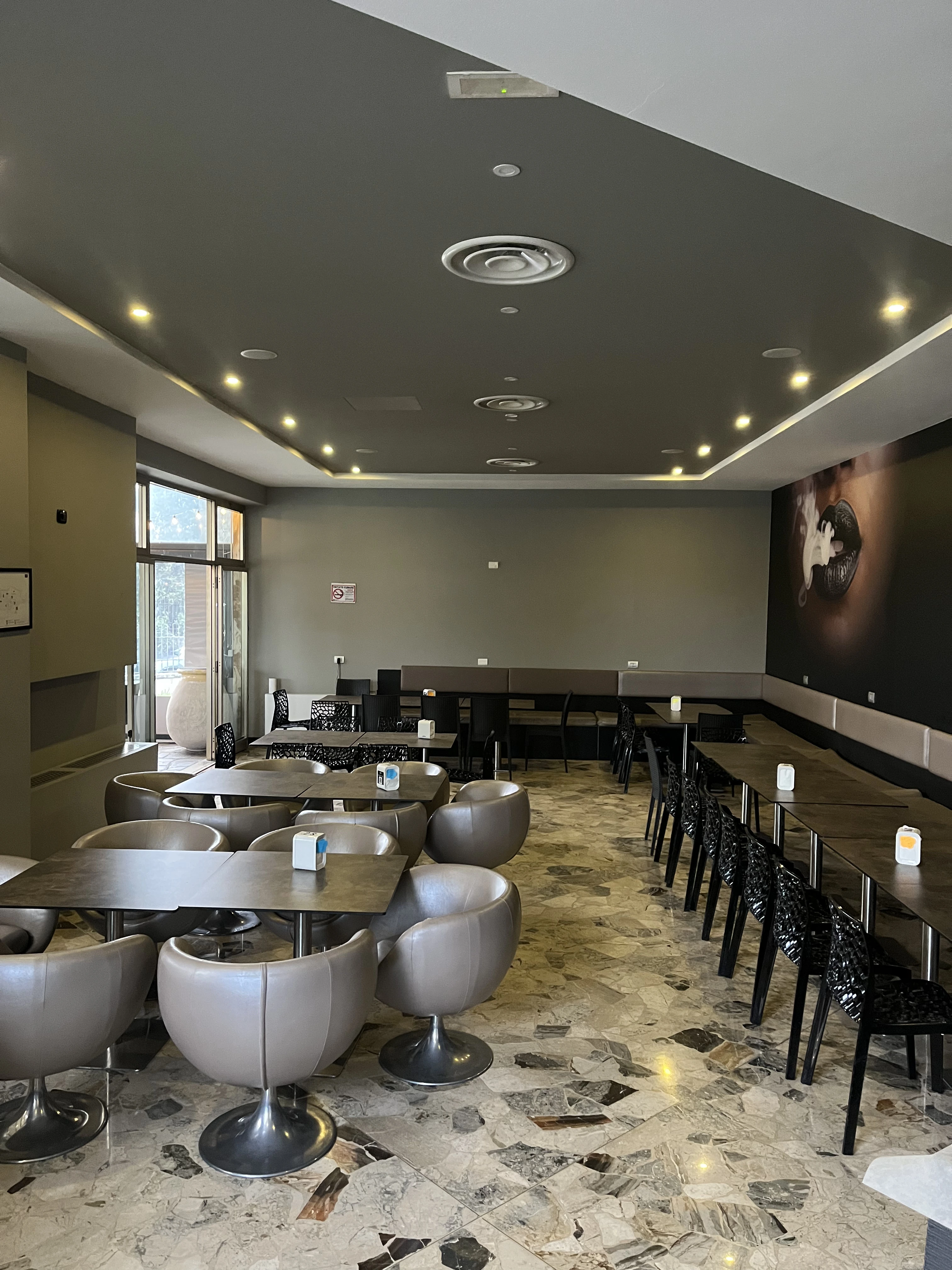 Aspesi Cafe gallery 7